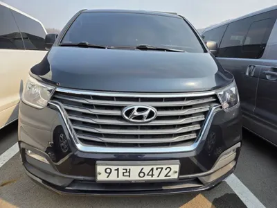 Hyundai Starex