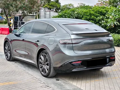 智界 Zhijie R7