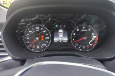 Roewe i5