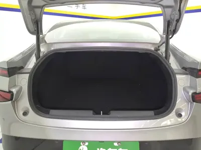 Xpeng P7