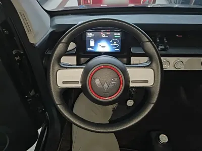 Wuling MINIEV