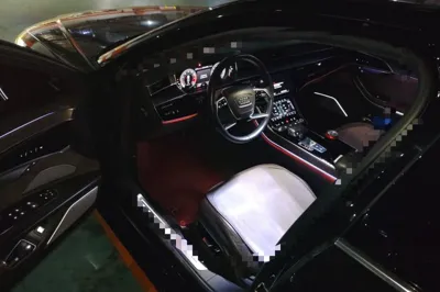 Audi A8