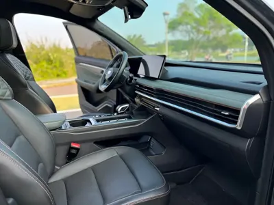 Geely Haoyue L