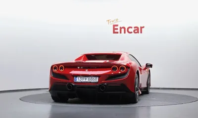 Ferrari F8