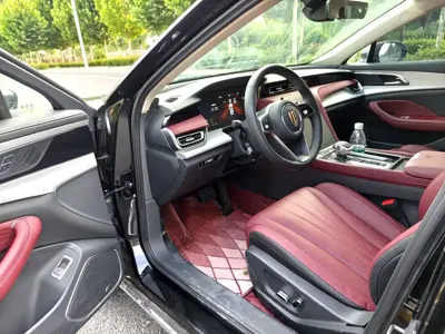 Hongqi Hongqi H5 PHEV