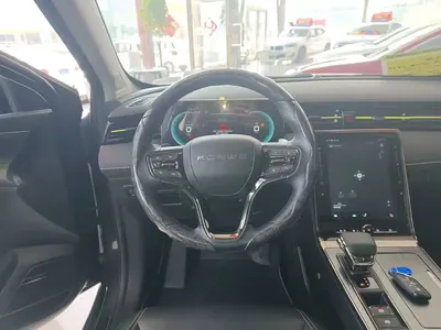 Roewe RX5 New Energy