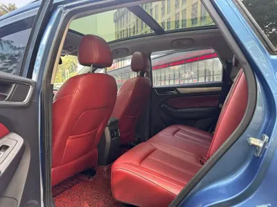 Roewe RX5