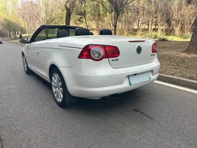 Volkswagen Eos