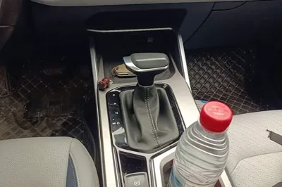 Geely Auto Emgrand