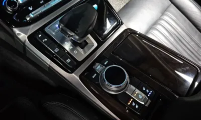 Genesis EQ900