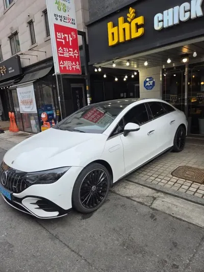 Mercedes-Benz EQE