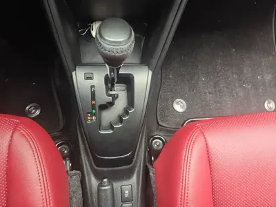 Toyota Yaris L