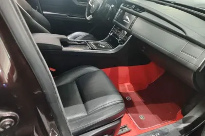 Jaguar XFL