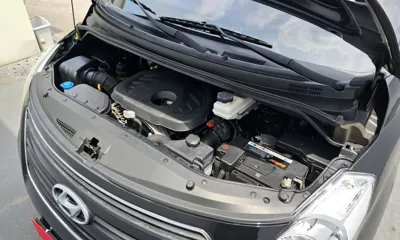 Hyundai Starex