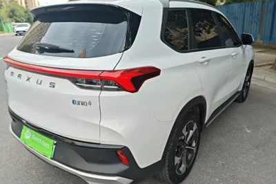 SAIC MAXUS EUNIQ 6