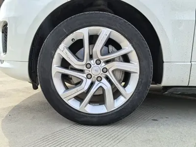Land Rover Sport