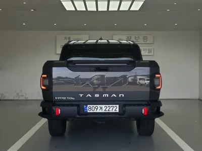 Kia Tasman