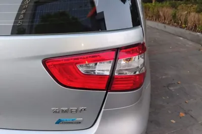 Nissan Livina