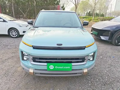 Geely ICON