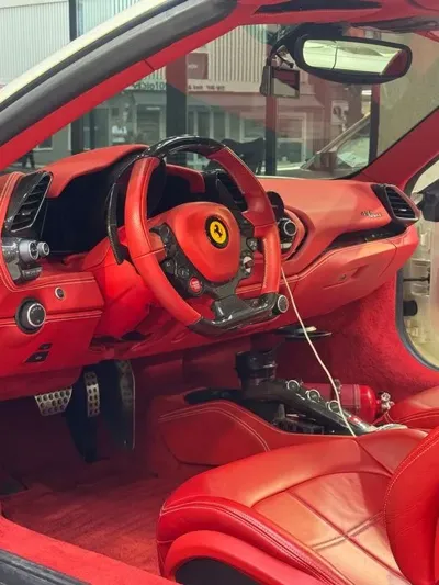 Ferrari 488