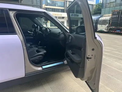MINI Mini Clubman