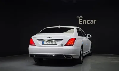 Genesis EQ900