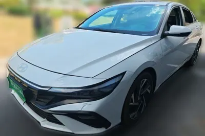 Hyundai Elantra
