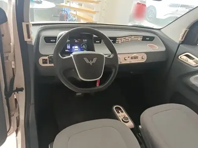 Wuling MINIEV