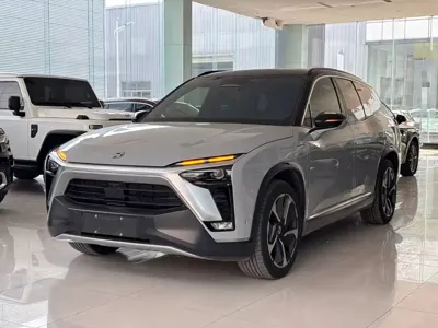 Nio ES8