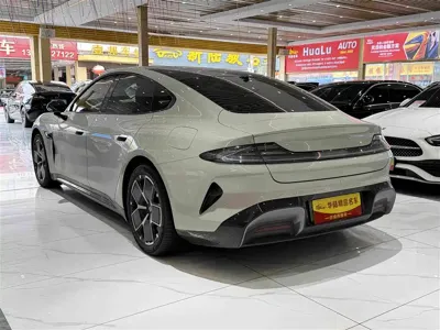 Xiaomi SU7