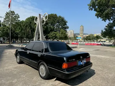 Toyota Crown (Import)