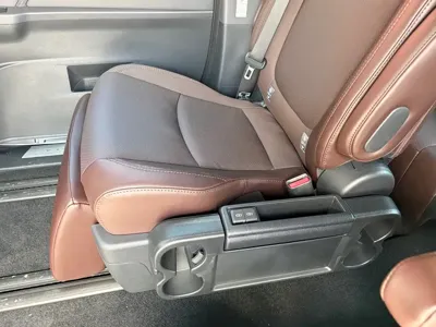 Toyota Granvia