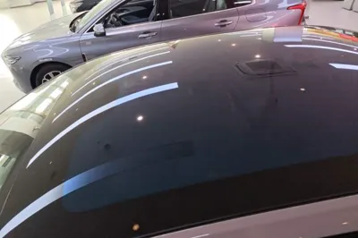 Hongqi EH7