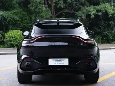 Aston Martin DBX