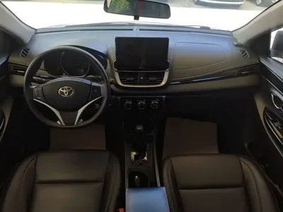 Toyota Yaris L