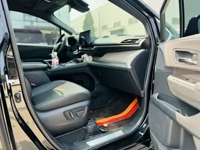Toyota Granvia