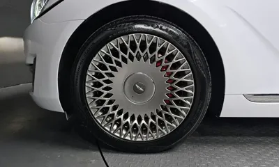 Genesis EQ900
