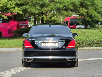 Genesis EQ900