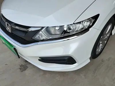 Honda Jade