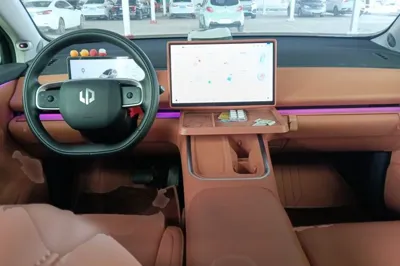 Leapmotor C16