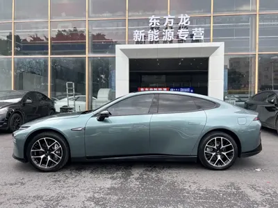 Xpeng P7