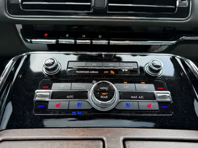 Lincoln Navigator