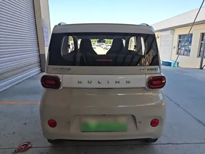 Wuling MINIEV