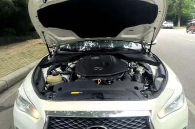 Infiniti Q50L