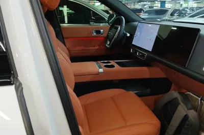 Li Auto L6