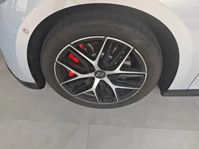 BYD 汉L