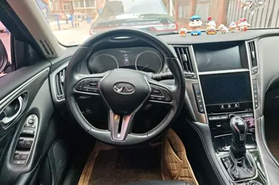 Infiniti Q50L