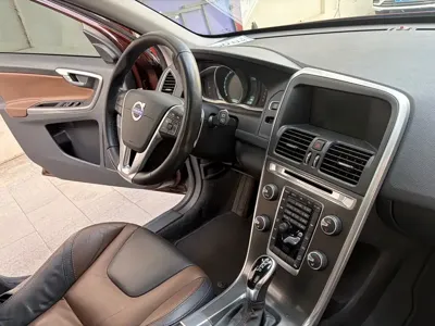 Volvo XC60 (Import)