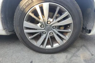 Geely Auto Emgrand