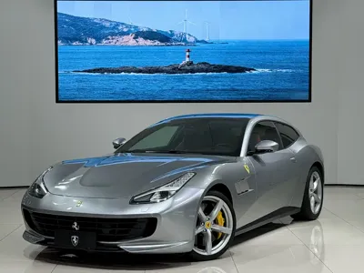 Ferrari GTC4Lusso